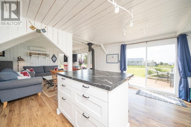 10 Jenkins Robertson Rd, Home with 2 bedrooms, 2 bathrooms and null parking in Red Point PE | Image 8