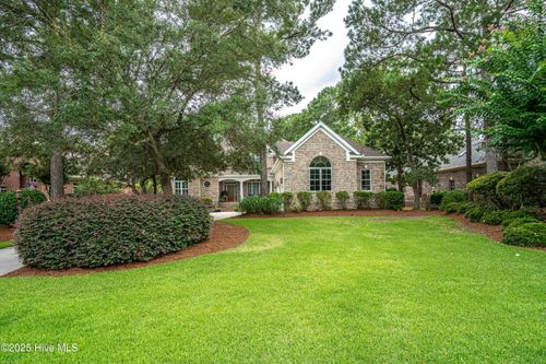537 Gladstone Cir Sw, Ocean Isle Beach, NC, 28469-5614 | Card Image