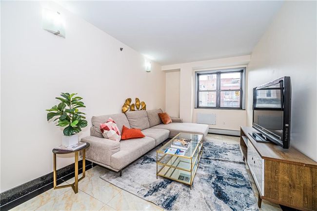 APT-3C - 31-47 137 Th St, Condo with 2 bedrooms, 2 bathrooms and null parking in Flushing NY | Image 4