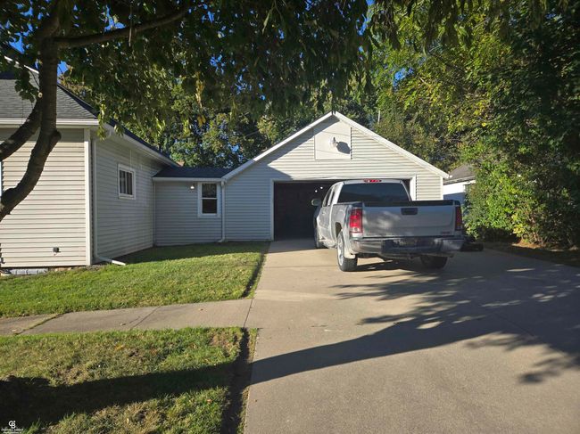 Garage | Image 4