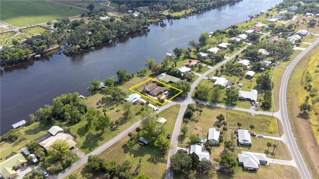 3015 Shell Ln, House other with 3 bedrooms, 3 bathrooms and 2 parking in FORT DENAUD FL | Image 6