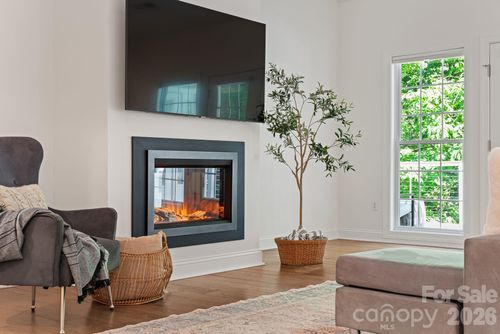 2508 Carriage Falls Ct, Hendersonville, NC, 28791-1816 | Card Image