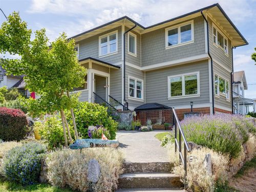 3-9 Moss St, Victoria, BC, V8V4L7 | Card Image