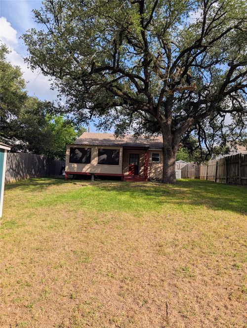 1701 Meridian Ave, Waco, TX, 76708-7103 | Card Image