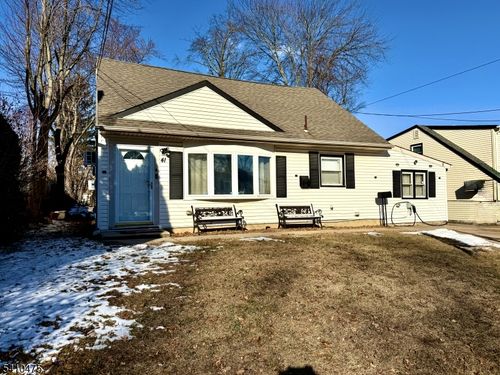 41 Pinetree Dr, Parlin, NJ, 08859-1155 | Card Image