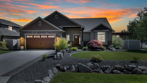 202 E Alexa Ct, Spokane, WA, 99208 | Card Image