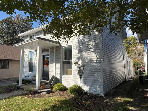 152 Pinckney St, Circleville, OH, 43113-1628 | Card Image