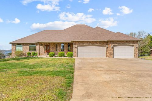 181 Merlot Rd, Lampe, MO, 65681-9103 | Card Image