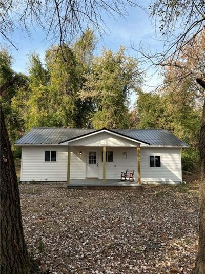 7621 N Ash Street, House other with 2 bedrooms, 1 bathrooms and null parking in Harrison AR | Image 3