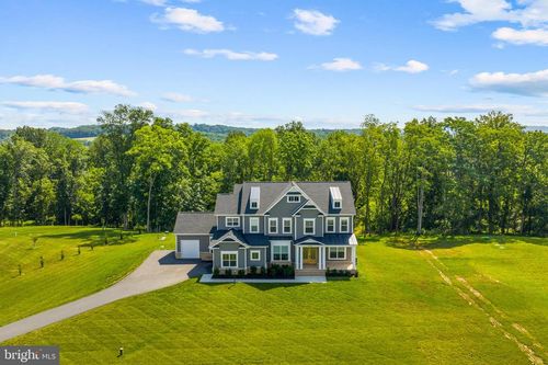 19098 Huntridge Preserve Ct, Purcellville, VA, 20132-4286 | Card Image