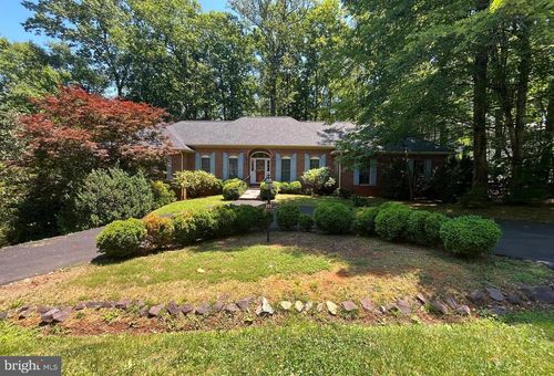 201 Green St, LOCUST GROVE, VA, 22508-5400 | Card Image
