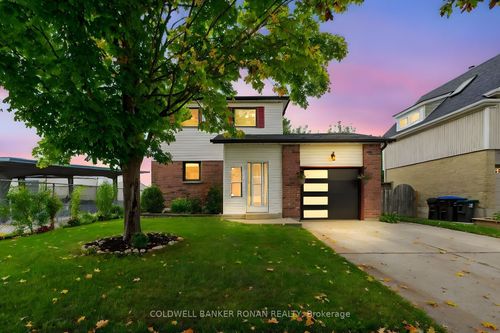 16 Fraser Ave, Tottenham, ON, L0G1W0 | Card Image