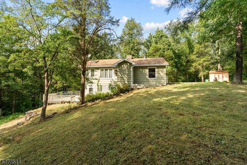 903 Stony Rd, Newton, NJ, 07860-4561 | Card Image