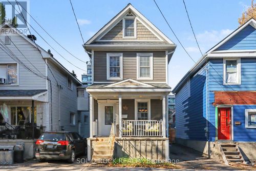 127 Pamilla Street, Ottawa, ON, K1S3K9 | Card Image