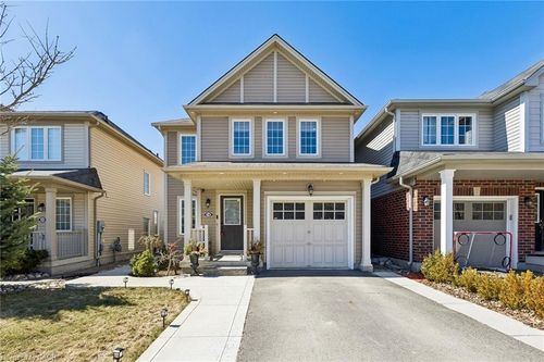 18 Merritt Lane, Brantford, ON, N3T0E8 | Card Image