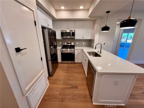 apt-204-927 Deep Valley Dr, Rolling Hills Estates, CA, 90274-5802 | Card Image