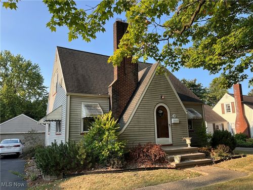 845 Summit St, Salem, OH, 44460-3823 | Card Image