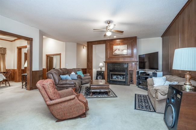 269 Howard Rd, Home with 3 bedrooms, 3 bathrooms and null parking in Valley View TX | Image 4