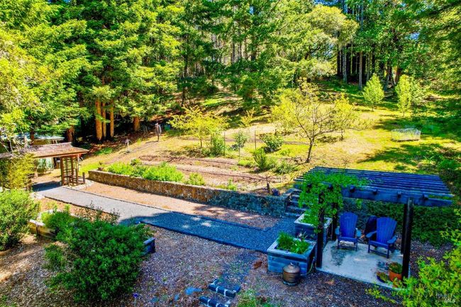 10951 Big Meadow Rd, House other with 2 bedrooms, 3 bathrooms and 6 parking in Philo CA | Image 33
