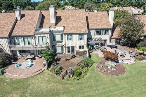 4291 Hatton Point Ln, Portsmouth, VA, 23703-4040 | Card Image