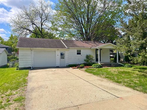 104 W Zickel St, Monroe, IA, 50170-7815 | Card Image