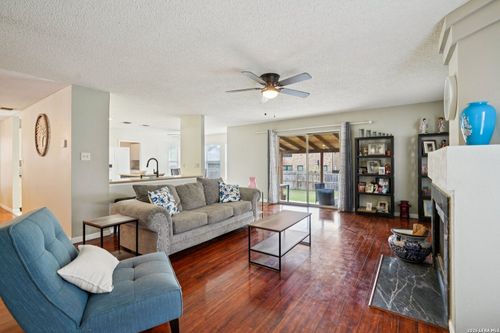 11158 Cedar Park, San Antonio, TX, 78249-4438 | Card Image