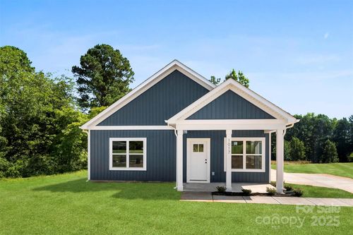 1017 S Main Gq St, Granite Quarry, NC, 28146-8783 | Card Image