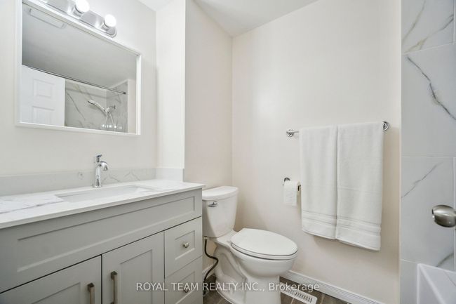 41 - 205 Carlyle Dr, Condo with 3 bedrooms, 3 bathrooms and 2 parking in London ON | Image 25