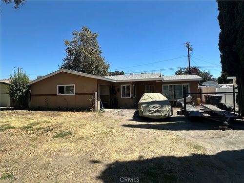 122 E Pioneer Ave, Redlands, CA, 92374-1750 | Card Image