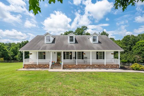 2446 Twin Lake Dr, Bedford, VA, 24523-6585 | Card Image