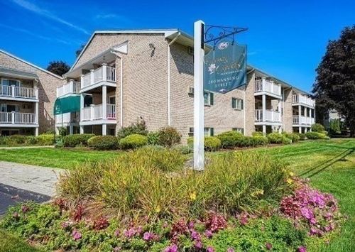 apt-18a-200 Manning St, Hudson, MA, 01749-1032 | Card Image