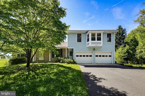2621 Braddock Rd, MOUNT AIRY, MD, 21771-8913 | Card Image