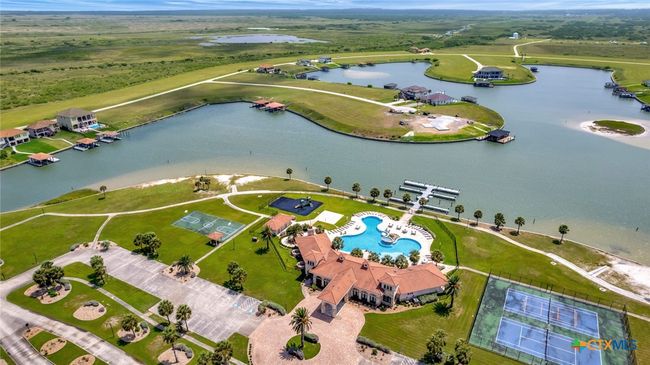 302 E Lago Loop Road, Home with 0 bedrooms, 0 bathrooms and null parking in Port O'Connor TX | Image 16
