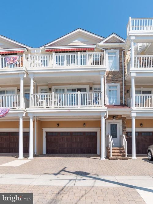 102-405 E 20th Ave, WILDWOOD, NJ, 08260-5315 | Card Image
