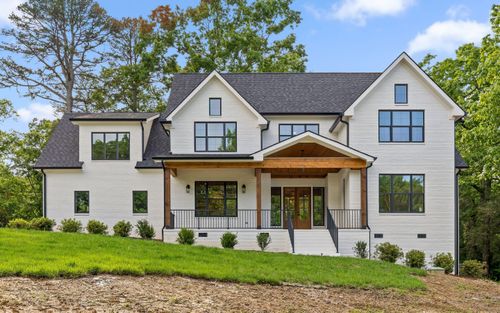 1825 Sawyer Farms Lane, Signal Mountain, TN, 37377 | Card Image