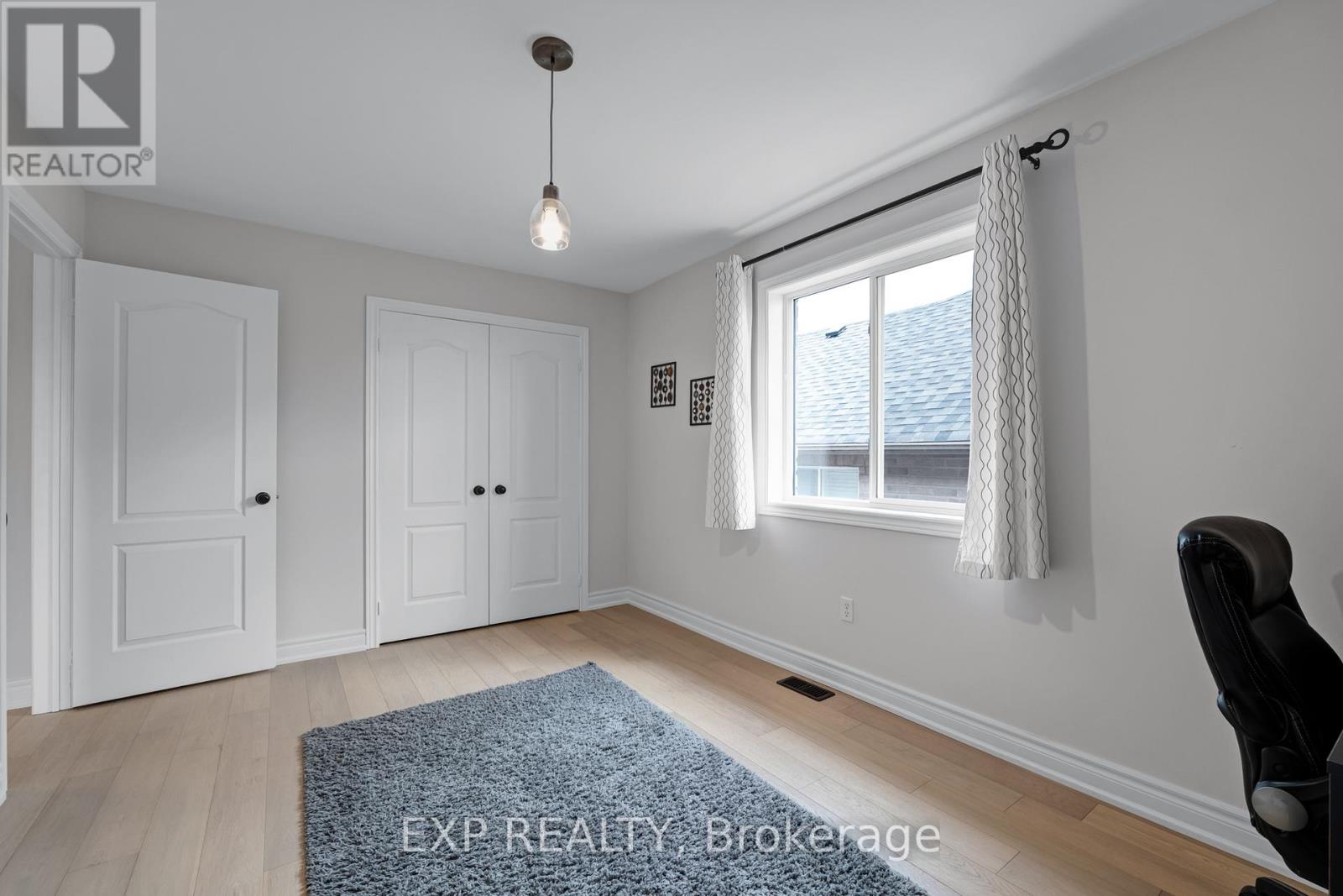 Residential in Newmarket (Woodland Hill)