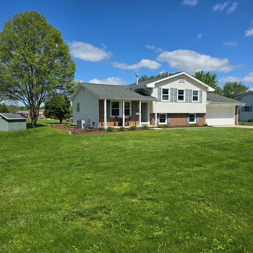 246 Holiday Hill, Lexington, OH, 44904 | Card Image