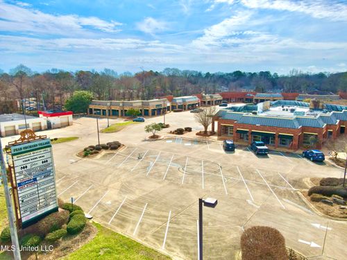 ste-255-1625 E County Line Rd, Jackson, MS, 39211-1843 | Card Image
