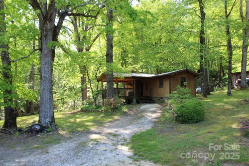 563 Burgess Rd, Mill Spring, NC, 28756-5673 | Card Image
