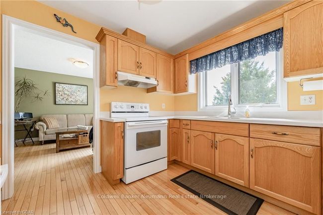 14 Currie Dr, House other with 5 bedrooms, 3 bathrooms and 6 parking in Morriston ON | Image 11