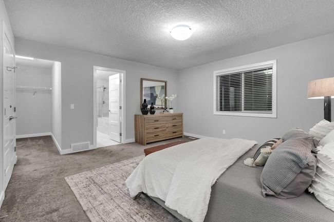 44 Rainbow Falls, House other with 5 bedrooms, 4 bathrooms and 6 parking in Chestermere AB | Image 10