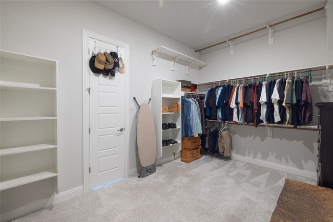 Master Closet | Image 7