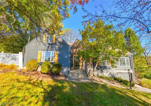 68305 Rolling Acres, Saint Clairsville, OH, 43950-9708 | Card Image