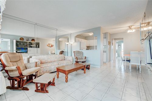 apt-20t-800 Sw 10th Ter, Hallandale Beach, FL, 33009-6751 | Card Image