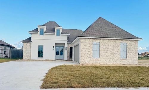 225 Cove Pointe Dr, Luling, LA, 70070-1119 | Card Image