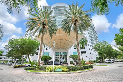 923-7900 Harbor Island Dr, North Bay Village, FL, 33141-4291 | Card Image