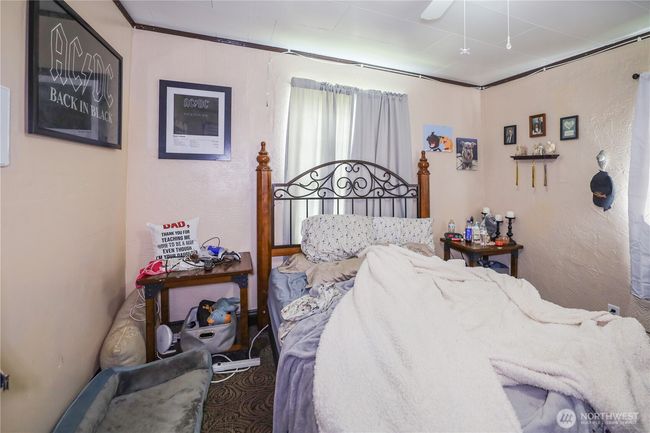 912 4 Th St, House other with 2 bedrooms, 1 bathrooms and 1 parking in Cosmopolis WA | Image 5