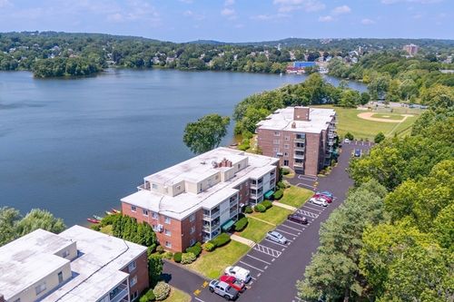 apt-304-30 Hamilton Rd, Arlington, MA, 02474-8271 | Card Image