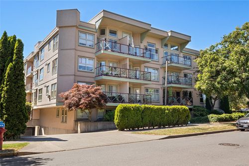104-2560 Wark St, Victoria, BC, V8T4G8 | Card Image