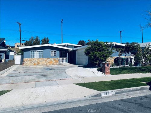 301 W Parkwood Ave, La Habra, CA, 90631-7224 | Card Image